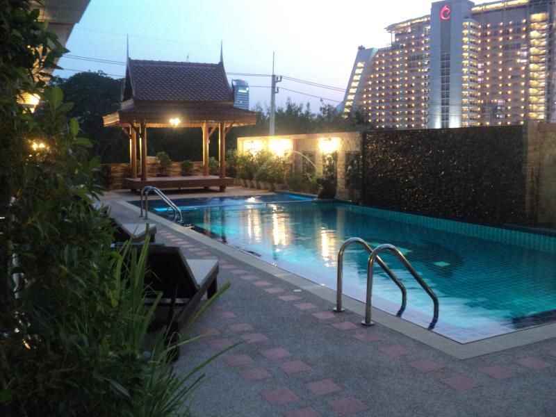 Nanthana Villa Pattaya Exterior foto